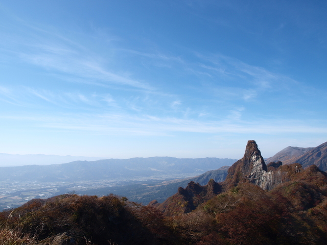 高所寄りの根子岳.JPG